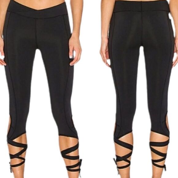 Free People Movement Black Turnout Tie Legging - Picture 1 of 6